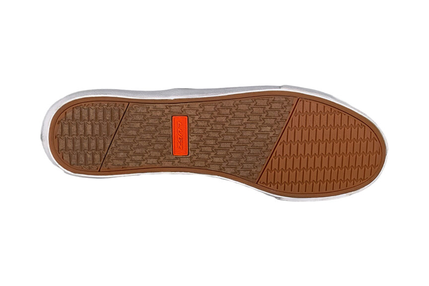 lugz men's clipper classic slip on sneaker brown sole