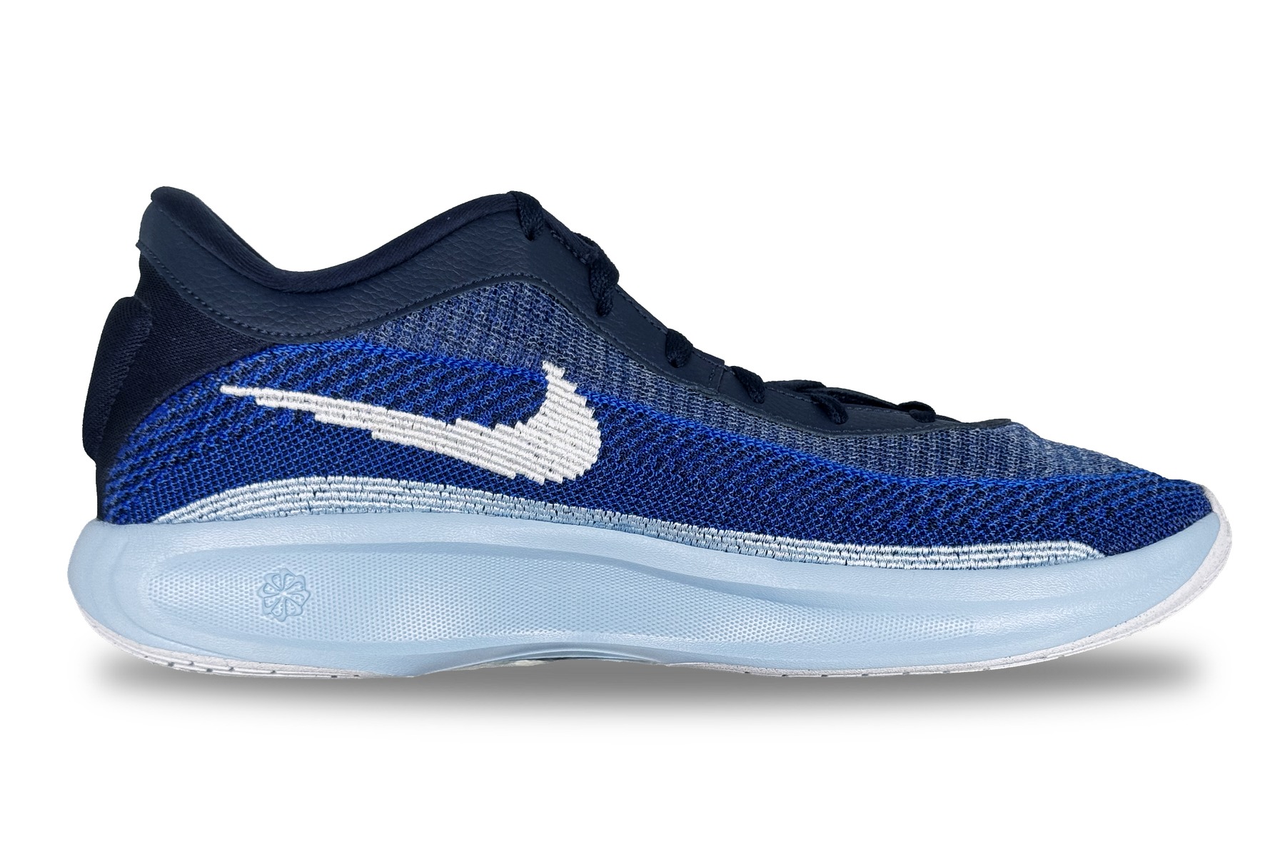 Nike Gt Hustle Academy Men'S Basketball Sneaker – Midnight Navy / Royal Blue 2 Nike GT Hustle Academy Men's Basketball Sneaker Midnight Navy / Royal Blue – Right Side View