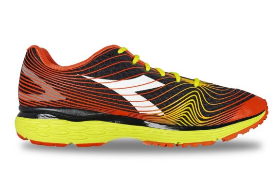 Diadora Mythos Blushield Fly Men's Sneaker Orange / Black / Yellow – Right Side View